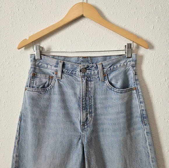 Denim Forum Light Wash Relaxed Wide Leg Jeans 24 - Picture 3 of 7